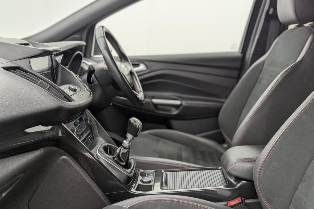 USED 2018 68 FORD KUGA 1.5T EcoBoost GPF ST-Line SUV 5dr Petrol Manual Euro 6 (s/s) (150 ps) Sat Nav, Park Assist, Climate