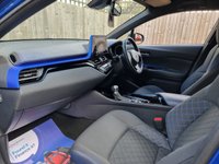 USED 2020 70 TOYOTA C-HR 2.0 VVT-h Dynamic SUV 5dr Petrol Hybrid CVT Euro 6 (s/s) (184 ps) ** WE OFFER FINANCE ON THIS CAR **