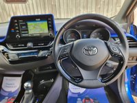 USED 2020 70 TOYOTA C-HR 2.0 VVT-h Dynamic SUV 5dr Petrol Hybrid CVT Euro 6 (s/s) (184 ps) ** WE OFFER FINANCE ON THIS CAR **