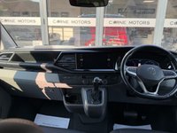 USED 2023 73 VOLKSWAGEN TRANSPORTER T6.1 SPORTLINE 2.0 BITDI 204PS 7 SPEED DSG T32 LWB KOMBI CONVERSION LWB SPORTLINE KOMBI CONVERSION * 6 SEAT * AUTO * CREW VAN