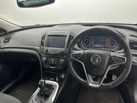 USED 2015 65 VAUXHALL INSIGNIA 1.6 CDTi SRi Nav Hatchback 5dr Diesel Manual Euro 6 (s/s) (136 ps) FULL VAUXHALL HISTORY + SAT NAV