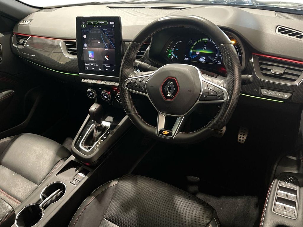 USED 2022 71 RENAULT ARKANA 1.6 E-TECH r.s. line SUV 5dr Petrol Hybrid Auto 2WD Euro 6 (s/s) (145 bhp) wireless accessory charging pad