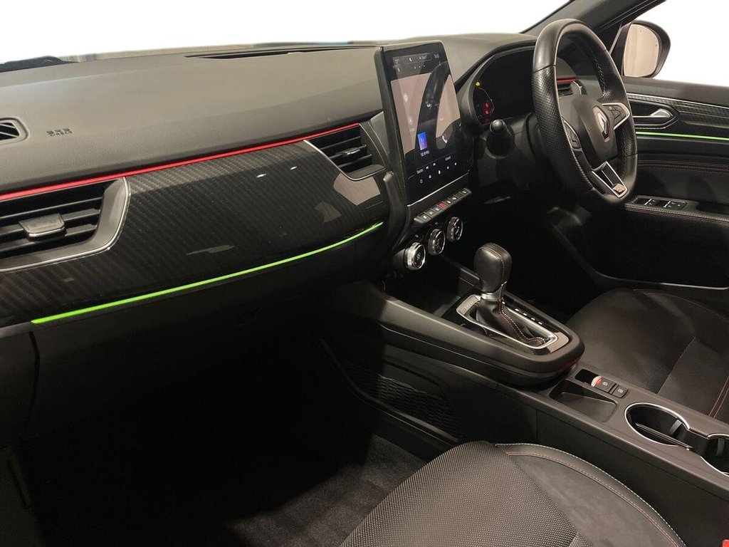 USED 2022 71 RENAULT ARKANA 1.6 E-TECH r.s. line SUV 5dr Petrol Hybrid Auto 2WD Euro 6 (s/s) (145 bhp) wireless accessory charging pad