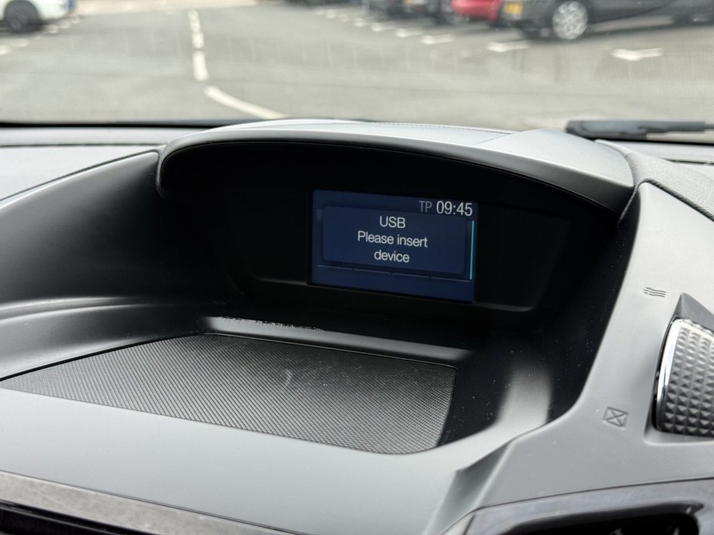 USED 2015 15 FORD KUGA 2.0 TDCi Titanium SUV 5dr Diesel Powershift AWD Euro 6 (s/s) (180 ps) Rear Parking Sensors CD Player