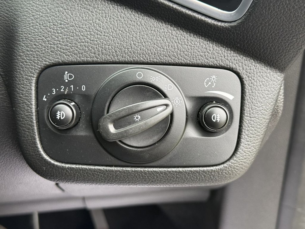 USED 2015 15 FORD KUGA 2.0 TDCi Titanium SUV 5dr Diesel Powershift AWD Euro 6 (s/s) (180 ps) Rear Parking Sensors CD Player