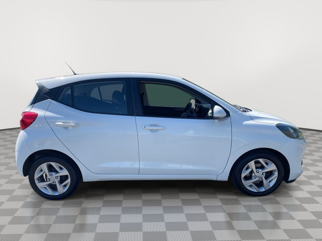 USED 2021 21 HYUNDAI I10 1.0 SE Connect Hatchback 5dr Petrol Manual Euro 6 (s/s) (67 ps) Rear Camera, Apple CarPlay
