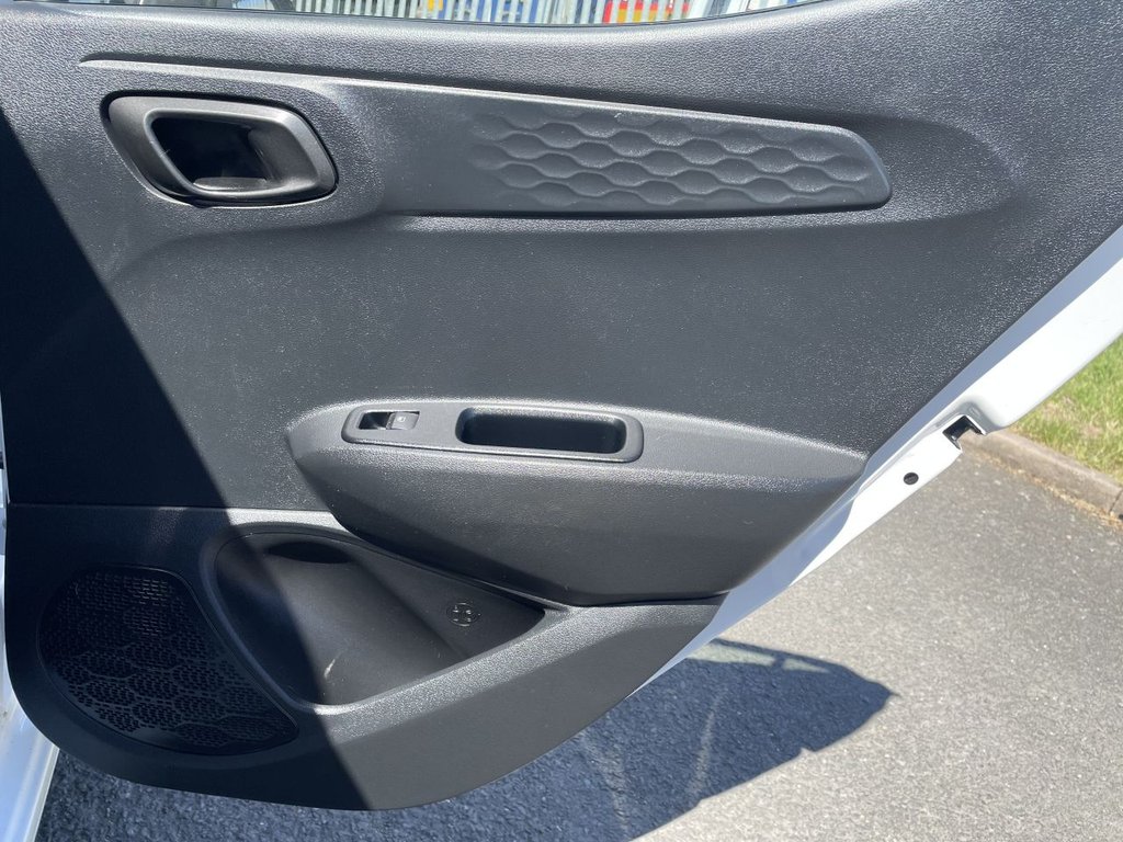 USED 2021 21 HYUNDAI I10 1.0 SE Connect Hatchback 5dr Petrol Manual Euro 6 (s/s) (67 ps) Rear Camera, Apple CarPlay