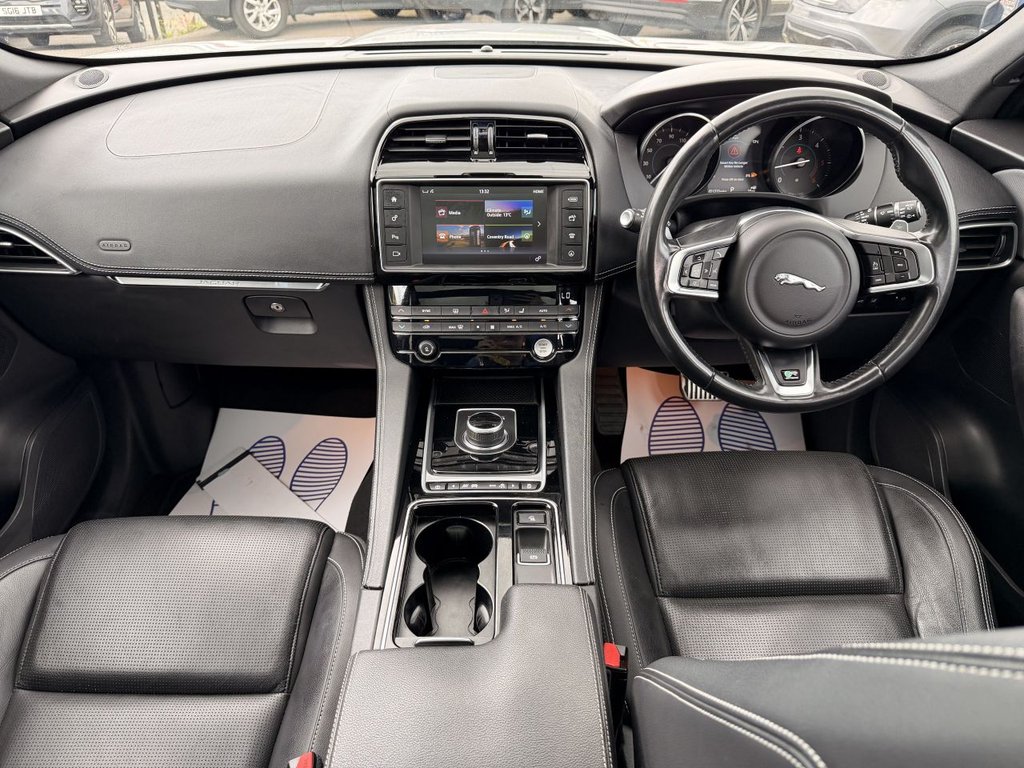 USED 2017 17 JAGUAR F-PACE 2.0 D180 R-Sport SUV 5dr Diesel Auto AWD Euro 6 (s/s) (180 ps) Pan Roof, Rear Camera