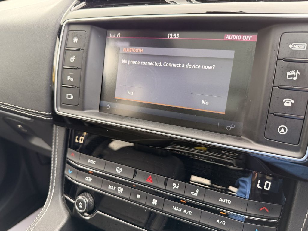 USED 2017 17 JAGUAR F-PACE 2.0 D180 R-Sport SUV 5dr Diesel Auto AWD Euro 6 (s/s) (180 ps) Pan Roof, Rear Camera