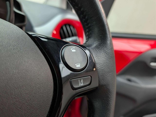USED 2020 20 TOYOTA AYGO 1.0 Aygo X-Play TSS VVT-i 5dr CLICK+COLLECT / HOME DELIVERY