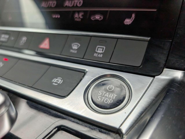 USED 2022 71 AUDI E-TRON e-tron Technik 50 Quattro 4WD 5dr CLICK+COLLECT / HOME DELIVERY