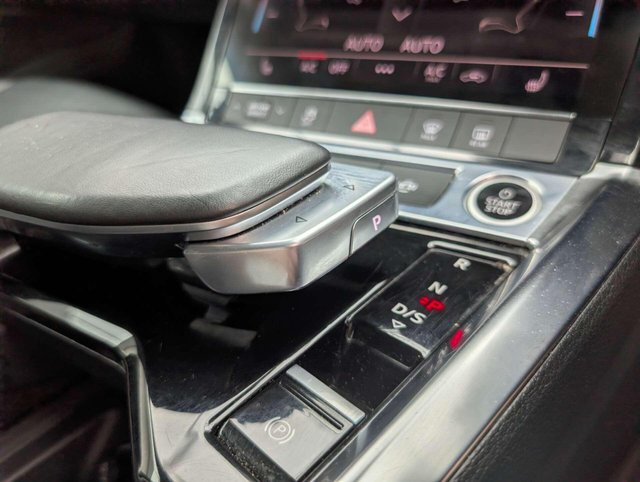 USED 2022 71 AUDI E-TRON e-tron Technik 50 Quattro 4WD 5dr CLICK+COLLECT / HOME DELIVERY
