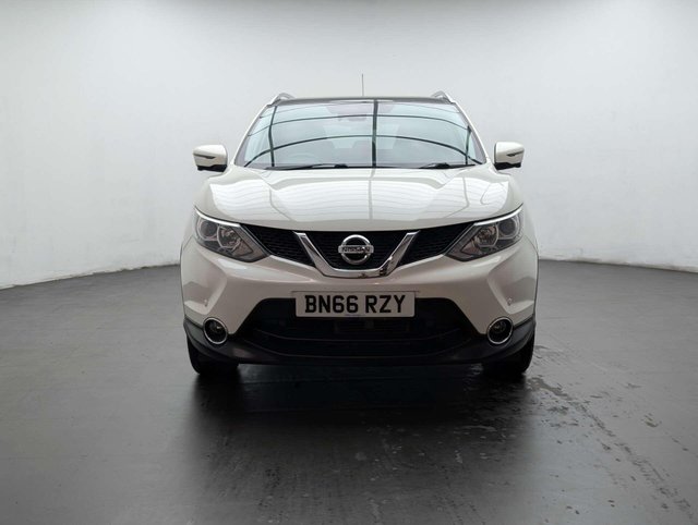 USED 2016 66 NISSAN QASHQAI 1.2 Qashqai N-Connecta DiG-T CVT 5dr CLICK+COLLECT / HOME DELIVERY