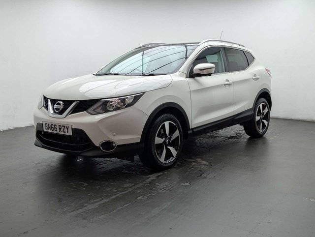 USED 2016 66 NISSAN QASHQAI 1.2 Qashqai N-Connecta DiG-T CVT 5dr CLICK+COLLECT / HOME DELIVERY