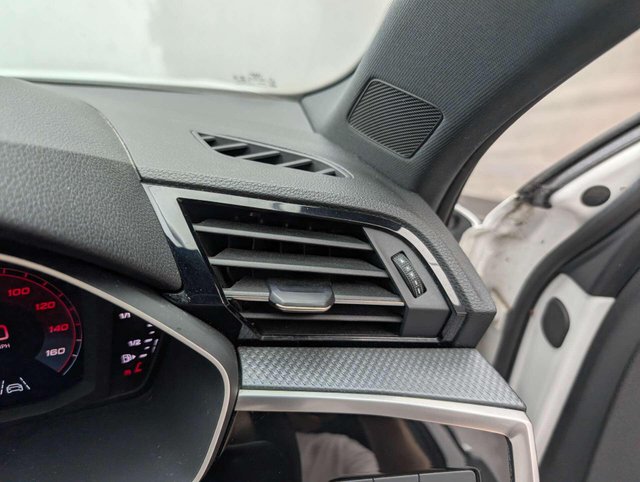 USED 2020 20 AUDI Q3 1.5 Q3 S Line 35 TFSI 5dr CLICK+COLLECT / HOME DELIVERY
