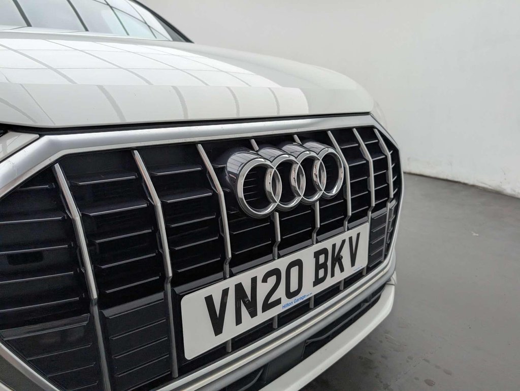 Used 2020 20 AUDI Q3 1.5 Q3 S Line 35 TFSI 5dr CLICK+COLLECT / HOME DELIVERY