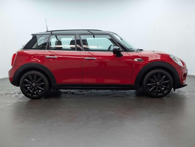 USED 2017 67 MINI HATCH 1.5 Cooper 5dr CLICK+COLLECT / HOME DELIVERY