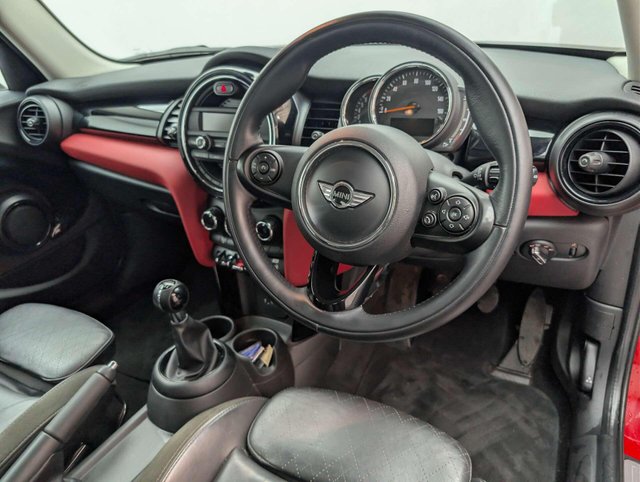 USED 2017 67 MINI HATCH 1.5 Cooper 5dr CLICK+COLLECT / HOME DELIVERY