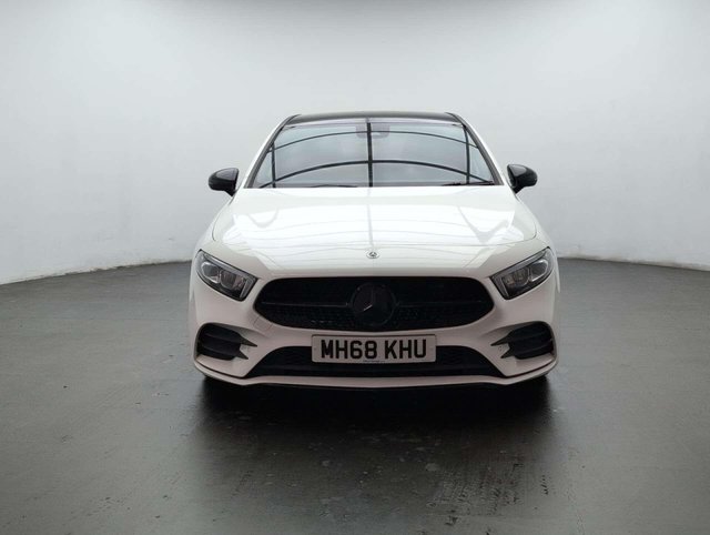 USED 2019 68 MERCEDES-BENZ A-CLASS 1.3 A 180 AMG Line Executive 5dr CLICK+COLLECT / HOME DELIVERY
