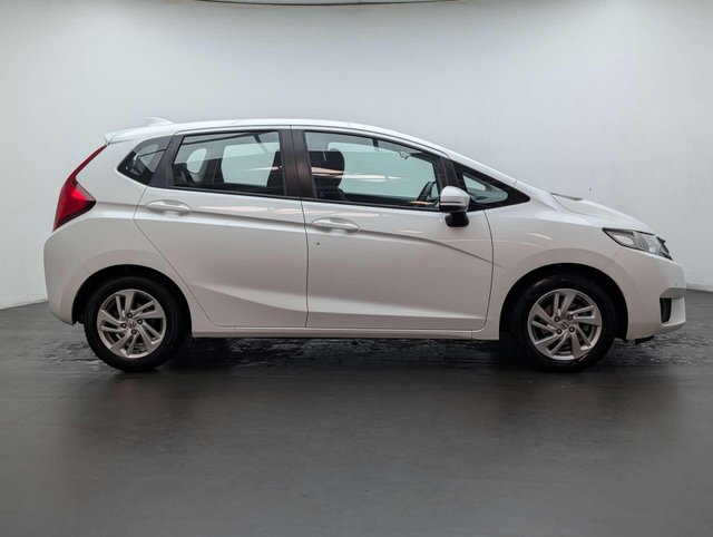 USED 2015 65 HONDA JAZZ 1.3 Jazz SE i-VTec CVT 5dr CLICK+COLLECT / HOME DELIVERY