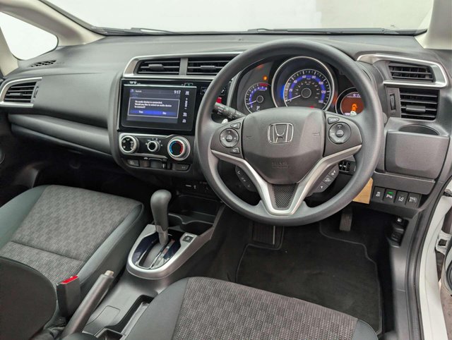 USED 2015 65 HONDA JAZZ 1.3 Jazz SE i-VTec CVT 5dr CLICK+COLLECT / HOME DELIVERY