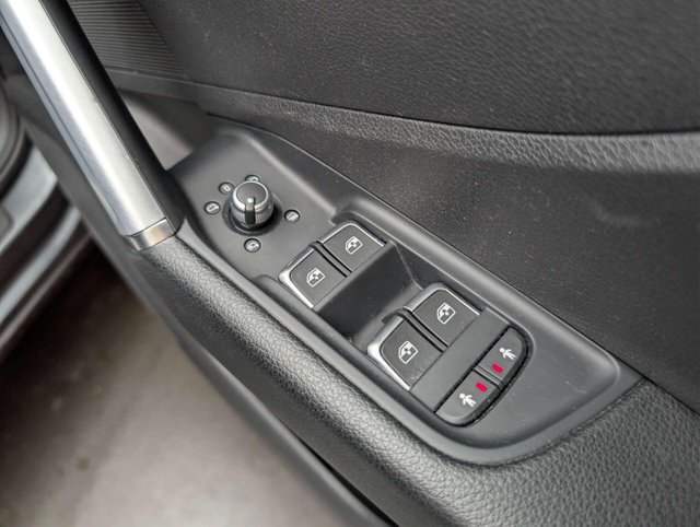 USED 2020 70 AUDI Q2 1.0 Q2 S Line 30 TFSI 5dr CLICK+COLLECT / HOME DELIVERY