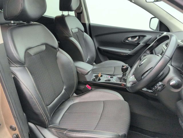 USED 2018 18 RENAULT KADJAR 1.2 Kadjar Dynamique S Nav TCe 5dr CLICK+COLLECT / HOME DELIVERY