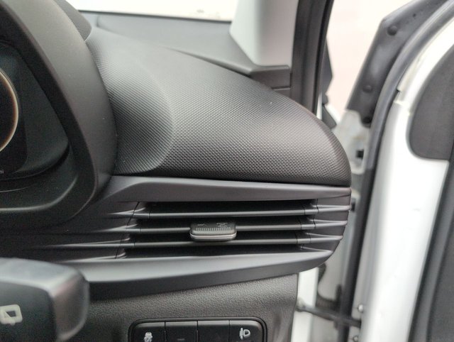 USED 2022 71 HYUNDAI I20 1.0 i20 SE Connect MHEV TGDi Auto 5dr CLICK+COLLECT / HOME DELIVERY