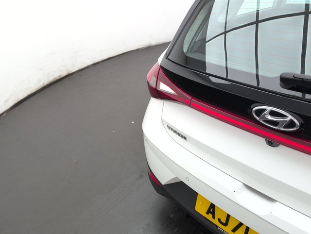 USED 2022 71 HYUNDAI I20 1.0 i20 SE Connect MHEV TGDi Auto 5dr CLICK+COLLECT / HOME DELIVERY