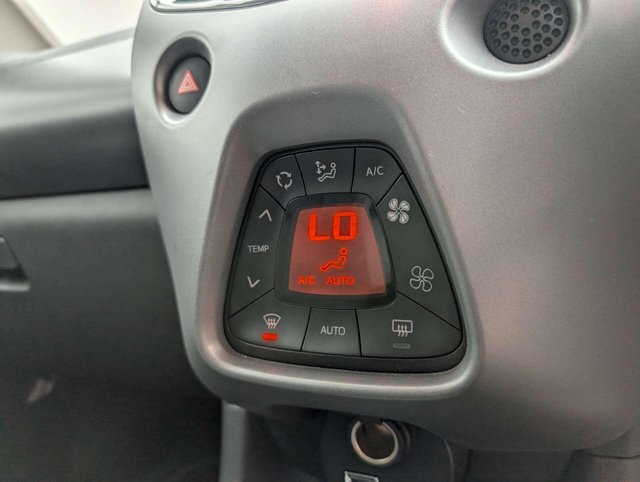 USED 2020 20 TOYOTA AYGO 1.0 Aygo X-Trend VVT-i CVT 5dr CLICK+COLLECT / HOME DELIVERY