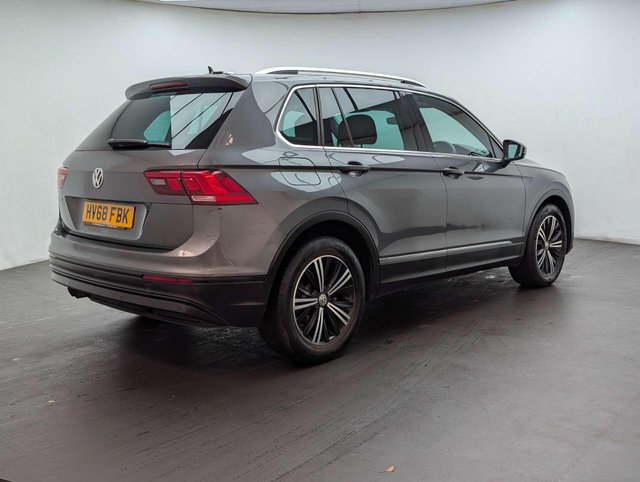 USED 2018 68 VOLKSWAGEN TIGUAN 1.4 Tiguan SE Nav TSi 5dr CLICK+COLLECT / HOME DELIVERY