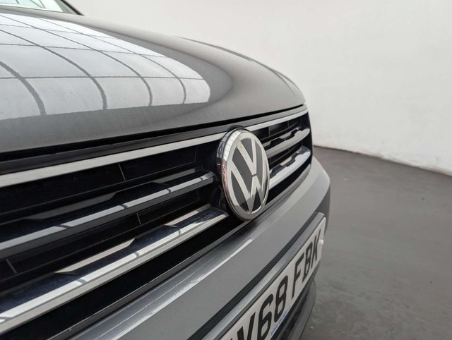 USED 2018 68 VOLKSWAGEN TIGUAN 1.4 Tiguan SE Nav TSi 5dr CLICK+COLLECT / HOME DELIVERY