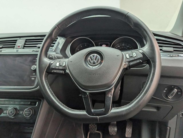 USED 2018 68 VOLKSWAGEN TIGUAN 1.4 Tiguan SE Nav TSi 5dr CLICK+COLLECT / HOME DELIVERY