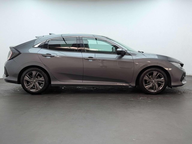 USED 2017 67 HONDA CIVIC 1.0 Civic EX VTec CVT 5dr CLICK+COLLECT / HOME DELIVERY