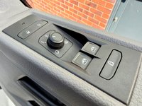 USED 2020 04 VOLKSWAGEN TRANSPORTER 2.0 TDI T30 H-LINE  KOMBI DAY VAN 5dr Diesel DSG FWD SWB Euro 6 (s/s)  * 150 Bhp  * [ NO V A T ] NO V A T  [ DSG ]  FULLY INSULATED & CARPETED [ 20'' BLACK ALLOYS ]