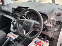 USED 2021 21 VAUXHALL COMBO 1.5 Turbo D 2300 Dynamic Panel Van 4dr Diesel Manual L2 H1 Euro 6 (100 ps) NO VAT + AIR CON + FULL DEALER HISTORY + 6 LOAD DOORS