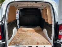 USED 2021 21 VAUXHALL COMBO 1.5 Turbo D 2300 Dynamic Panel Van 4dr Diesel Manual L2 H1 Euro 6 (100 ps) NO VAT + AIR CON + FULL DEALER HISTORY + 6 LOAD DOORS