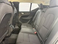 USED 2021 70 VOLVO XC40 1.5 T3 Momentum SUV 5dr Petrol Manual Euro 6 (s/s) (163 ps) 1 Former Keeper | Black Pack