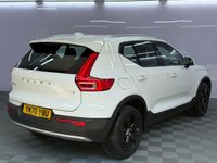 USED 2021 70 VOLVO XC40 1.5 T3 Momentum SUV 5dr Petrol Manual Euro 6 (s/s) (163 ps) 1 Former Keeper | Black Pack