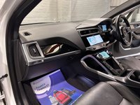 USED 2022 22 JAGUAR I-PACE 400 90kWh HSE Black SUV 5dr Electric Auto 4WD (400 ps) SAT-NAV + PANORAMIC SUNROOF + REVERSING CAMERA