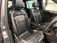 USED 2019 69 VOLKSWAGEN TIGUAN 1.5 TSI EVO R-Line Tech SUV 5dr Petrol DSG Euro 6 (s/s) (150 ps) PANORMAIC SUNROOF + HEATED SEATS + SAT-NAV