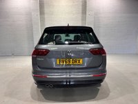 USED 2019 69 VOLKSWAGEN TIGUAN 1.5 TSI EVO R-Line Tech SUV 5dr Petrol DSG Euro 6 (s/s) (150 ps) PANORMAIC SUNROOF + HEATED SEATS + SAT-NAV