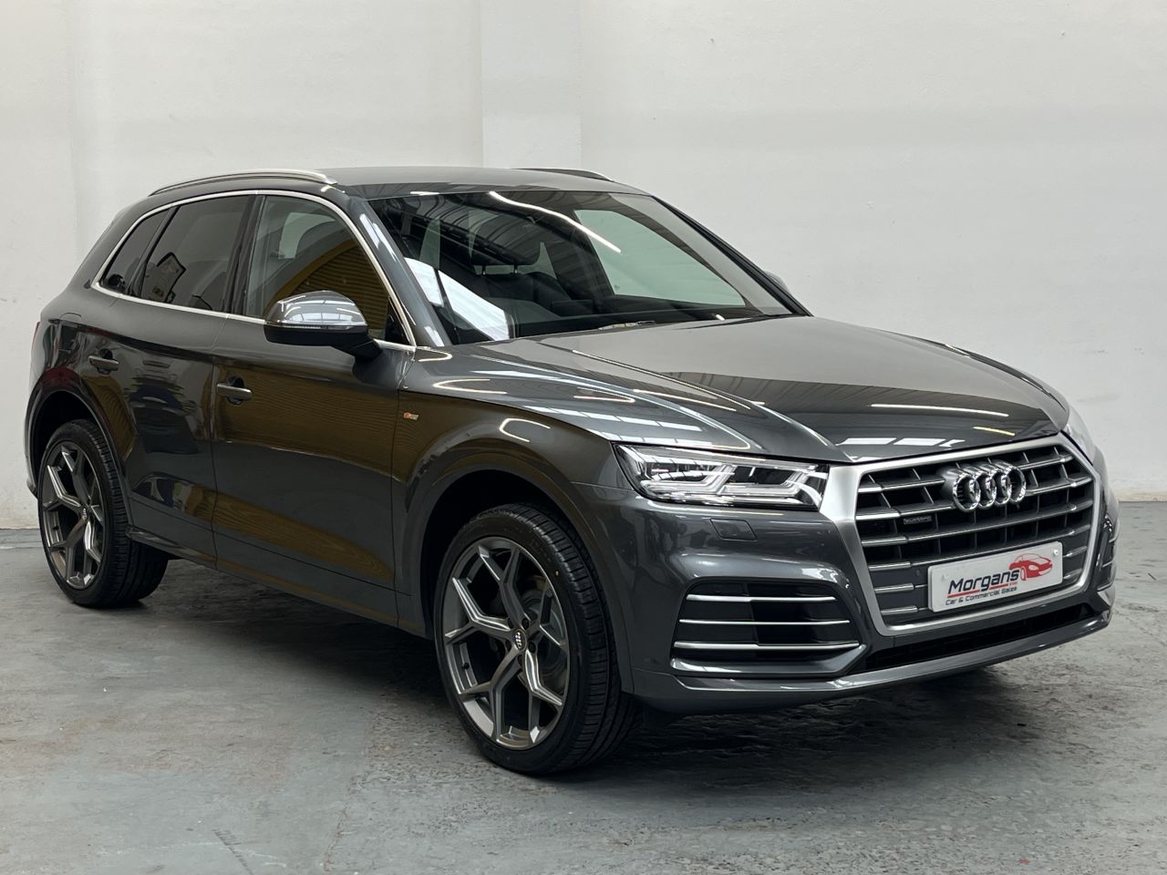 2018 AUDI Q5 S Line - vehicle photo 4 for sale on PureCar