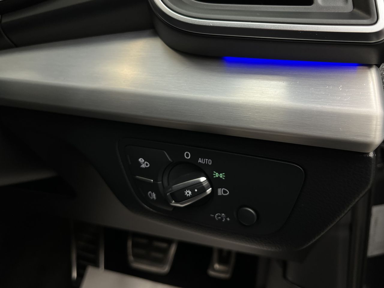 2018 AUDI Q5 S Line - vehicle photo 26 for sale on PureCar