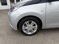 USED 2014 64 TOYOTA AYGO 1.0 VVT-i x-pression Hatchback 5dr Petrol Manual Euro 5 Euro 5 (68 ps) 1 Previous Owner FSH 11 Stamps
