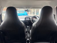 USED 2014 64 TOYOTA AYGO 1.0 VVT-i x-pression Hatchback 5dr Petrol Manual Euro 5 Euro 5 (68 ps) 1 Previous Owner FSH 11 Stamps