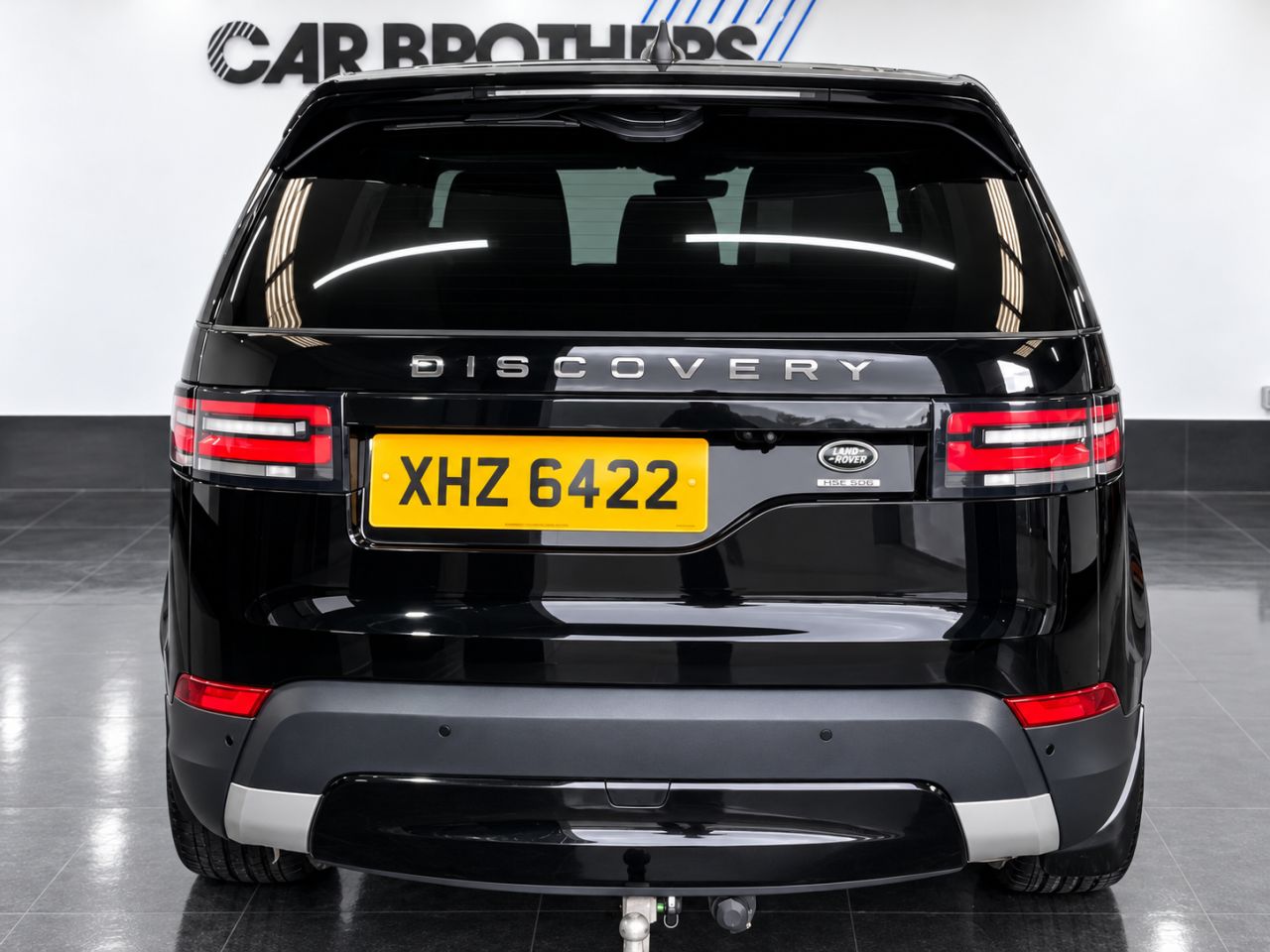 2020 LAND ROVER DISCOVERY 3.0 SD V6 HSE SUV 5dr Diesel Auto 4WD Euro 6 (s/s) (306 ps) - vehicle photo 8 for sale on PureCar