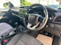 USED 2017 17 TOYOTA HILUX 2.4 D-4D Active Pickup Extended Cab 4dr Diesel Manual 4WD Euro 6 (3.5t) (150 ps) FULL SERVICE HISTORY - GREAT VALUE*