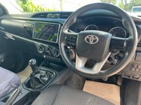 USED 2017 17 TOYOTA HILUX 2.4 D-4D Active Pickup Extended Cab 4dr Diesel Manual 4WD Euro 6 (3.5t) (150 ps) FULL SERVICE HISTORY - GREAT VALUE*