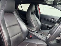 USED 2018 68 MERCEDES-BENZ GLA 2.1 GLA220d AMG Line (Premium Plus) SUV 5dr Diesel 7G-DCT 4MATIC Euro 6 (s/s) (170 ps) 19" BLACK AMG ALLOYS